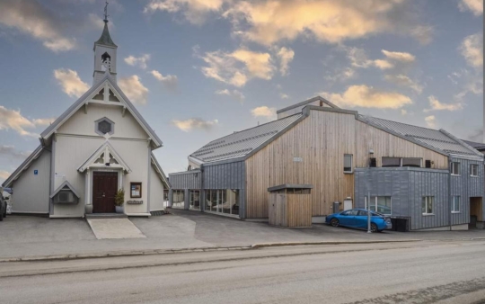 St. Sunniva kirke, Harstad